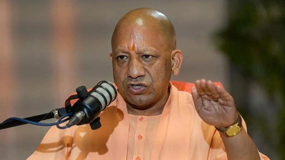 UP: सड़कों पर नमाज को लेकर योगी आदित्यनाथ सख्त: यातायात बाधित करने पर चेतावनी, हिंदुओं के अनुशासन का दिया उदाहरण।