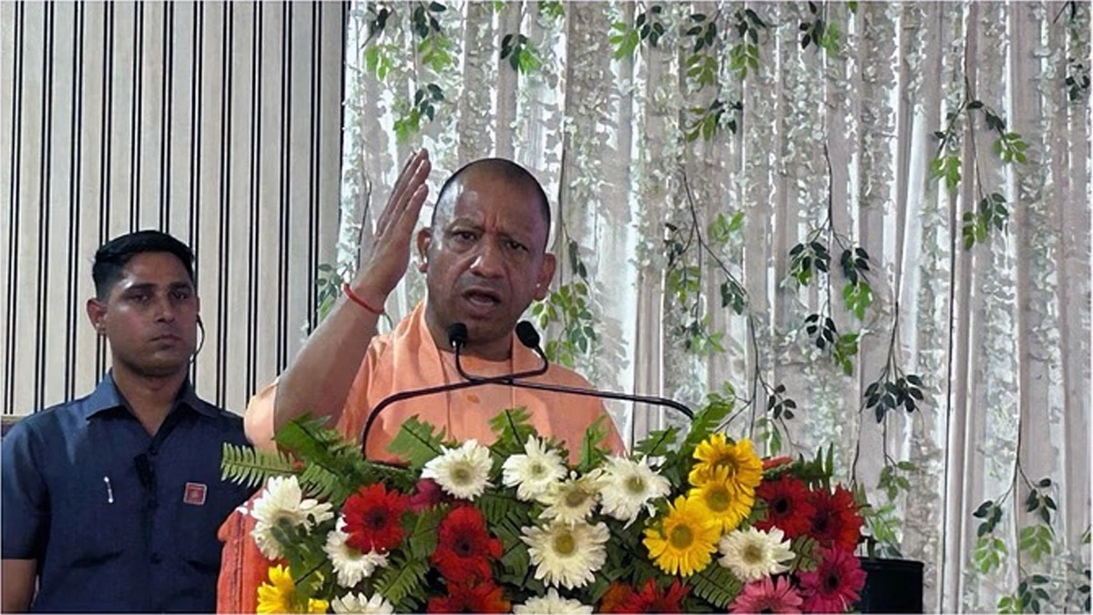 UP: मुख्यमंत्री योगी आज कानपुर दौरे पर, मेट्रो में करेंगे सफर और प्रमुख परियोजनाओं का लेंगे जायजा।