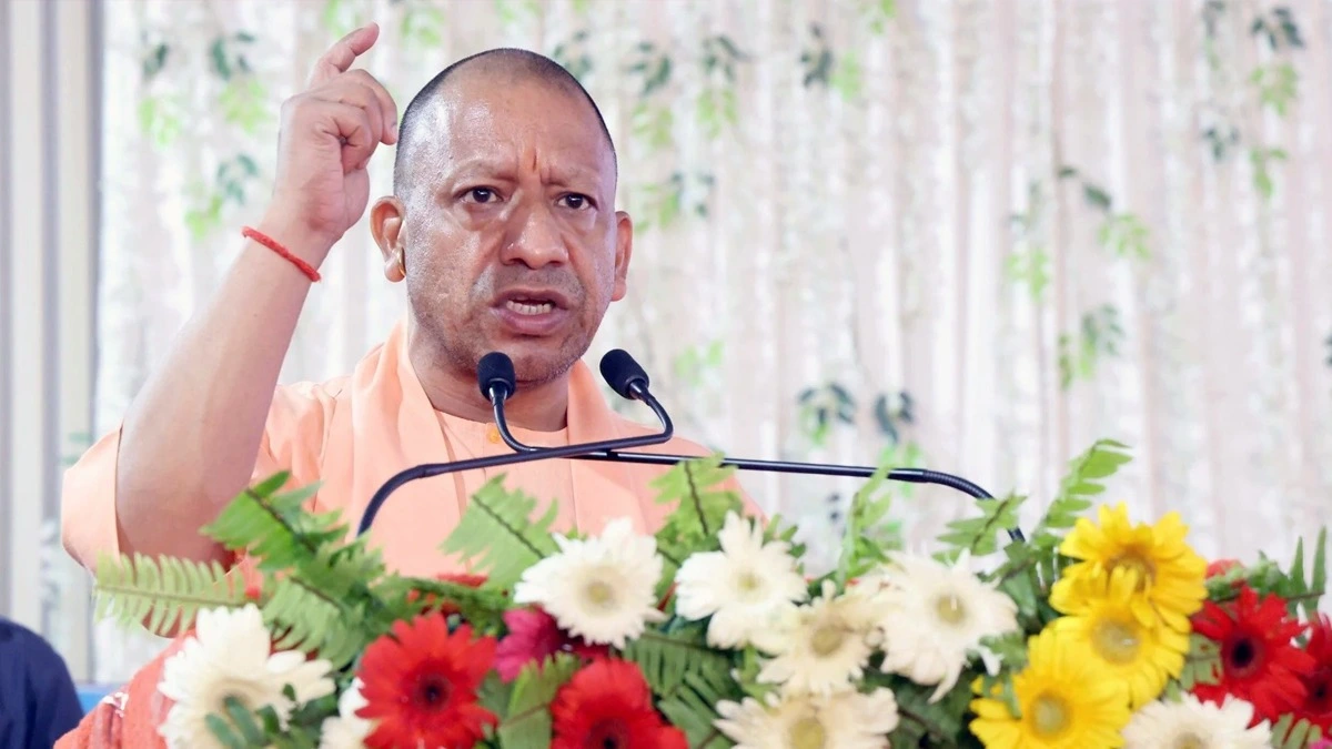 UP: ‘विकास का कोई विकल्प नहीं सामाजिक ताने-बाने को छिन्न-भिन्न करते हैं विकास न कर पाने वाले लोग’ CM योगी। UP: ‘विकास का कोई विकल्प नहीं सामाजिक ताने-बाने को छिन्न-भिन्न करते हैं विकास न कर पाने वाले लोग’ CM योगी।