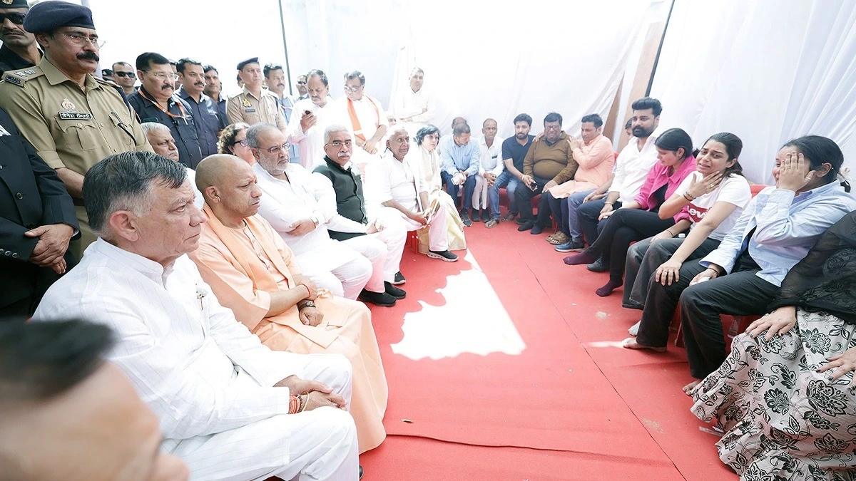 शहीद शुभम को अंतिम विदाई: कानपुर में हुआ अंतिम संस्कार, CM योगी ने दी श्रद्धांजलि, परिवार का था इकलौता सहारा।