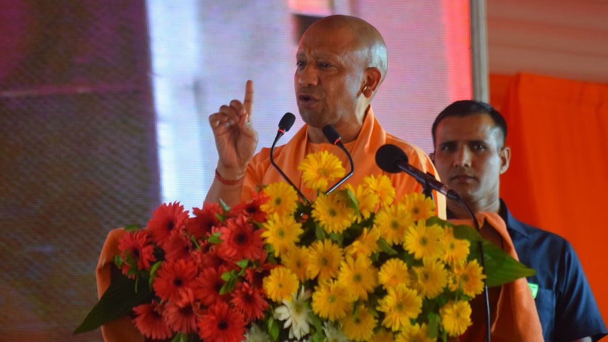 भीषण गर्मी से निपटने के लिए UP सरकार का बड़ा कदम: गर्मी तपेगी… लेकिन बहते रहेंगे नल, 24×7 अलर्ट मोड में पेयजल व्यवस्था।