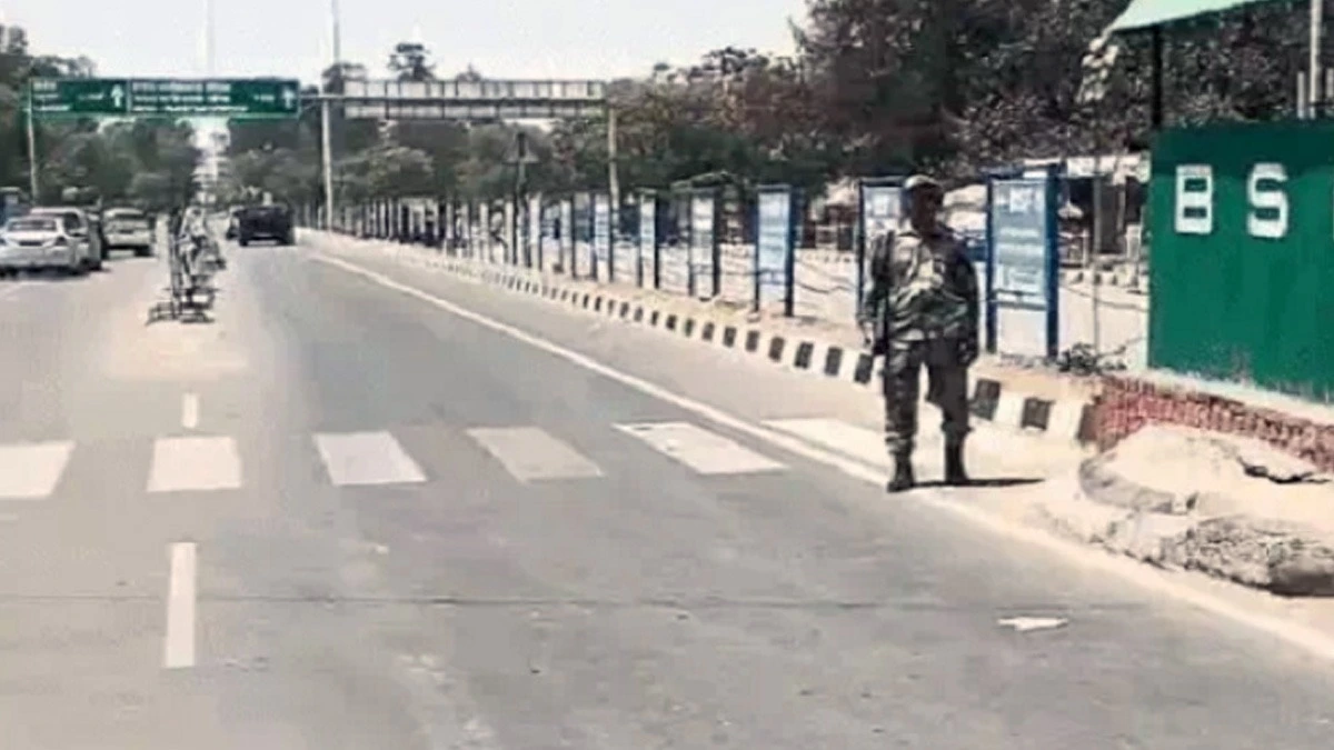 पहलगाम हमले के बाद पाकिस्तान ने खोला Attari Border, अब तक हजारों लोग देश लौटे।
