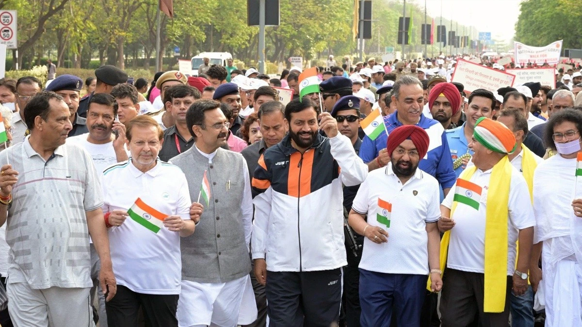 चंडीगढ़ में नशे के खिलाफ अभियान, CM सैनी संग शामिल हुए हरियाणा और पंजाब के राज्यपाल।