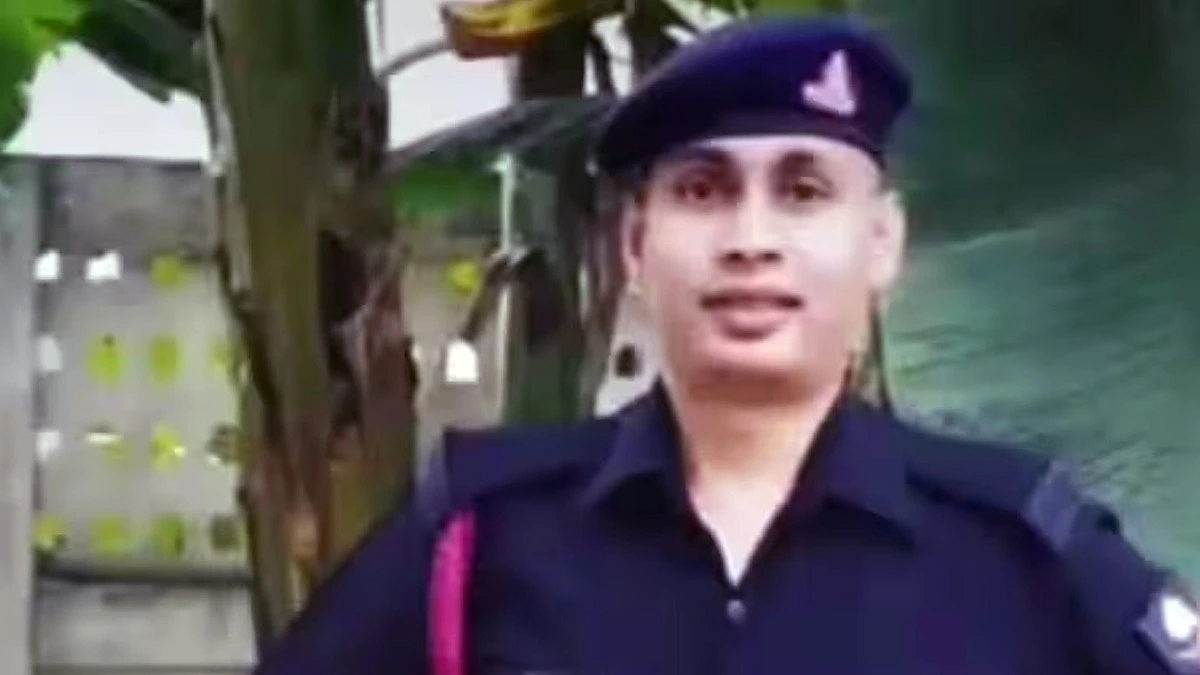 पाकिस्तानी गोलीबारी में शहीद हुए Haryana के जवान दिनेश कुमार को श्रद्धांजलि, मुख्यमंत्री सैनी ने कहा: ‘पूरे देश। ….. “ पाकिस्तानी गोलीबारी में शहीद हुए Haryana के जवान दिनेश कुमार को श्रद्धांजलि, मुख्यमंत्री सैनी ने कहा: ‘पूरे देश। ….. “