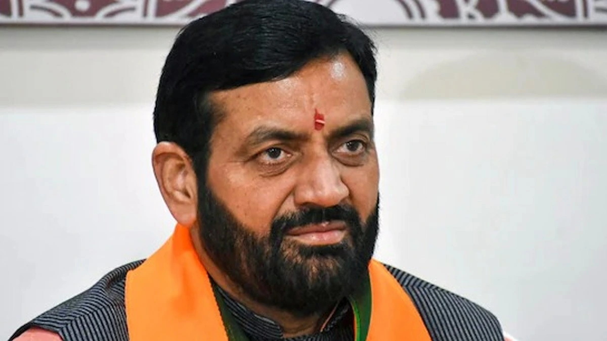 पंजाब और चंडीगढ़ पर हमले के बाद हरियाणा में हाई अलर्ट: पंचकूला में दो दिन स्कूल बंद, पुलिस और इमरजेंसी स्टाफ की छुट्टियां रद्द, CM सैनी के सभी कार्यक्रम स्थगित।