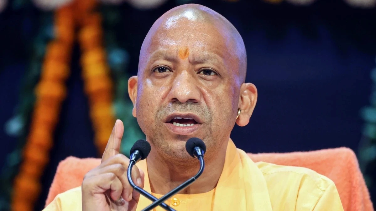 UP: सरकारी भवनों में प्रयोग होगा गाय के गोबर से बना पेंट, CM योगी का अधिकारियों को सख्त निर्देश। UP: सरकारी भवनों में प्रयोग होगा गाय के गोबर से बना पेंट, CM योगी का अधिकारियों को सख्त निर्देश।