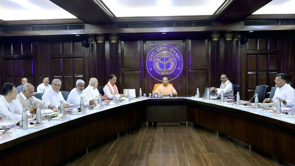 UP में 15 मई से शुरू होंगे सरकारी कर्मचारियों के तबादले: अडाणी से बिजली खरीदेगी सरकार, योगी कैबिनेट ने 11 प्रस्तावों को दी मंजूरी। UP में 15 मई से शुरू होंगे सरकारी कर्मचारियों के तबादले: अडाणी से बिजली खरीदेगी सरकार, योगी कैबिनेट ने 11 प्रस्तावों को दी मंजूरी।