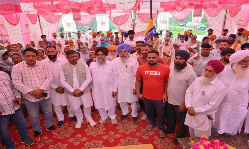 Chakk Sikandar में AAP उम्मीदवार Harmeet Singh Sandhu की जन-मिलनी को मिला ज़बरदस्त जनसमर्थन