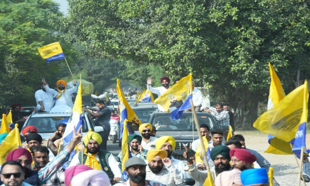 Tarn Taran में APP के Mega Road Show में उमड़ा युवाओं का सैलाब, Harmeet Sandhu की जीत तय