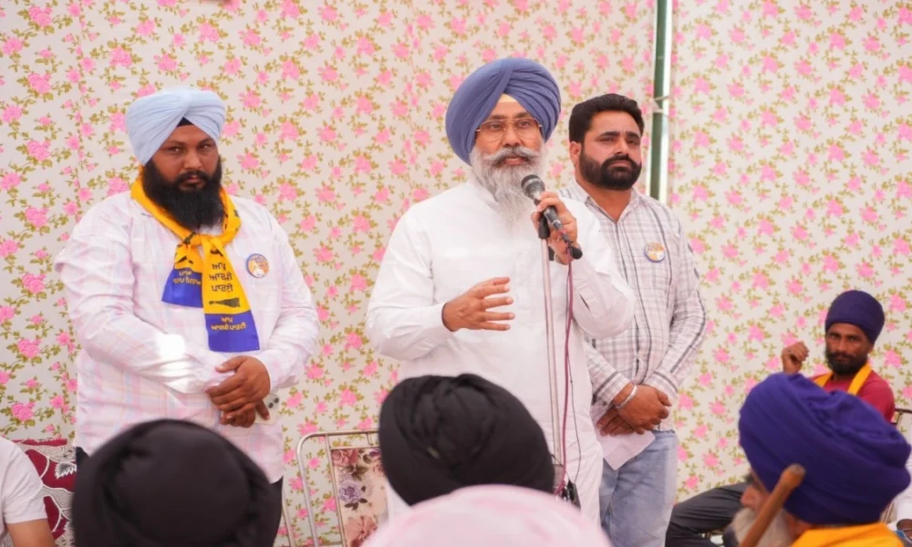 गाँव Jhamke के लोगों ने Harmeet Sandhu को दिया भरपूर Support, APP की जीत पर लगाई मुहर