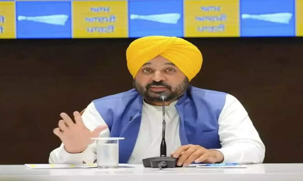 अब नौकरी माँगने नहीं, देने पर फोकस — CM Mann की ‘Business Class’ ने Punjab को बनाया ‘Startup State’!