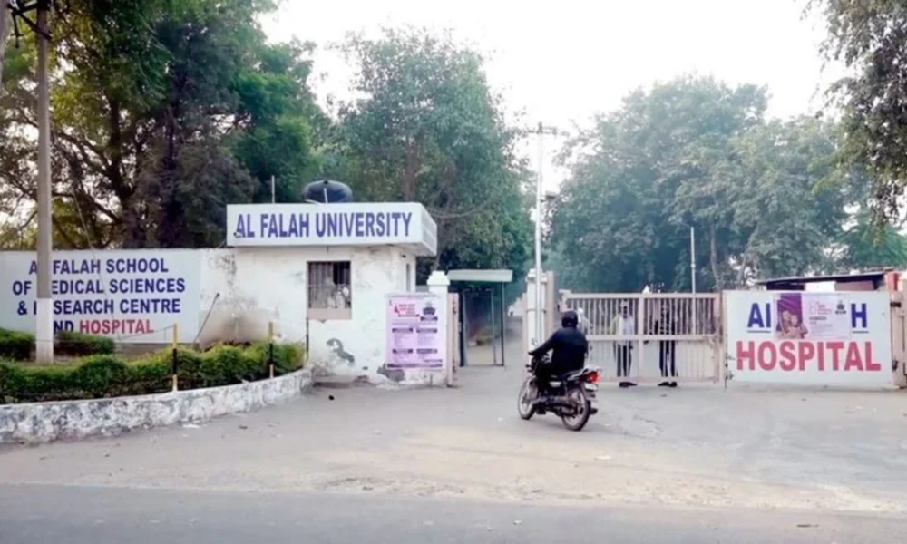 Al-Falah University से मिला एक और सुराग: Delhi Red Fort Blast Case में बड़ी कार्रवाई, 13 तक पहुँची मौतों की संख्या