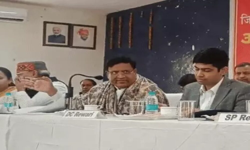 Rewari में Freedom Fighter से Fraud में Tehsildar पर Charge-Sheeted: Land Scam से लेकर गंदे Water Supply तक, कई Officials पर चली गाज़