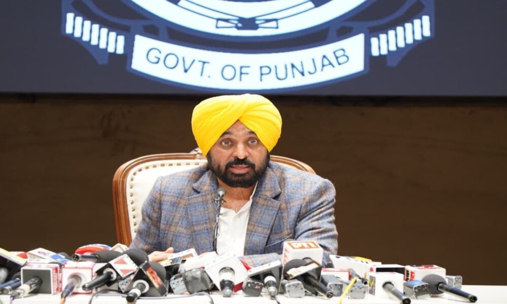 Punjab के CM Bhagwant Singh Mann की Press Conference: Roads से लेकर Gangsters तक, कई बड़े Announcements