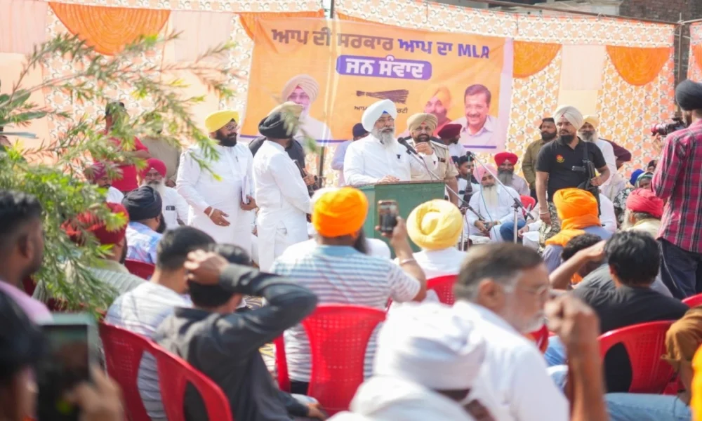 गांव Kasel में लोगों ने AAP उम्मीदवार Harmeet Sandhu के पक्ष में लगाए नारे, मिला जबरदस्त समर्थन