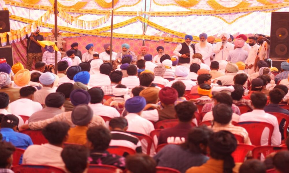 गांव Panjwad की ‘Lok Milni’ में उमड़ा जनसैलाब; लोगों के जोश ने Opponents’ के हौसले किए कमज़ोर, Tarn Taran में ‘APP’ की जीत तय: Harmit Sandhu