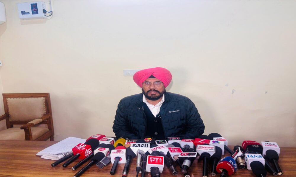 Cattle Feed Act 2018 लागू करने में 7 साल की देरी, Kuldeep Dhaliwal ने पिछली Governments को ठहराया Responsible Cattle Feed Act 2018 लागू करने में 7 साल की देरी, Kuldeep Dhaliwal ने पिछली Governments को ठहराया Responsible