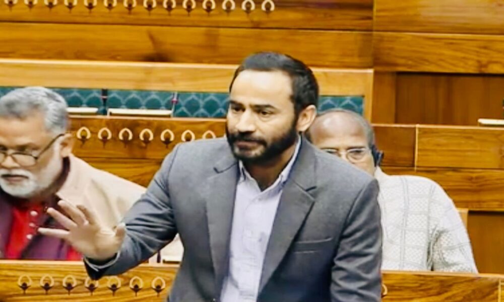 Sensitive issues पर Punjabis के सब्र की परीक्षा ले रहा Center: Meet Hair ने Chandigarh को पूरी तरह Punjab को सौंपने की demand की Sensitive issues पर Punjabis के सब्र की परीक्षा ले रहा Center: Meet Hair ने Chandigarh को पूरी तरह Punjab को सौंपने की demand की