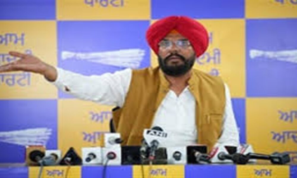 मनरेगा में बदलाव कर गरीबों की रोजी-रोटी छीनने की साजिश कर रही BJP की केंद्र सरकार: कुलदीप सिंह धालीवाल