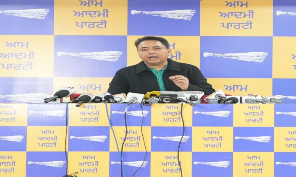 पंजाब में ‘AAP’ का क्लीन स्वीप! जिला परिषद और ब्लॉक समिति चुनावों में दर्ज की प्रचंड जीत