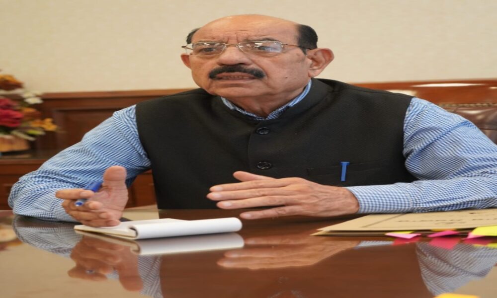 पंजाब में बागवानी को बढ़ावा, किसानों को नए बाग लगाने पर मिलेगी 40% सब्सिडी पंजाब में बागवानी को बढ़ावा, किसानों को नए बाग लगाने पर मिलेगी 40% सब्सिडी