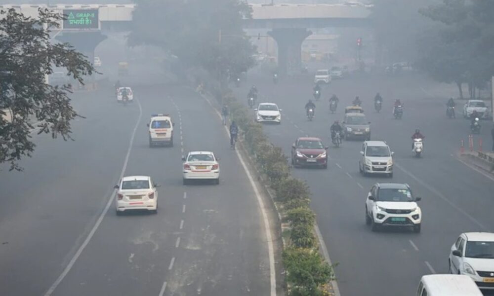 दिल्ली में बिना PUC के नहीं मिलेगा पेट्रोल-डीजल, BS6 से कम के वाहन पर भी प्रतिबंध दिल्ली में बिना PUC के नहीं मिलेगा पेट्रोल-डीजल, BS6 से कम के वाहन पर भी प्रतिबंध