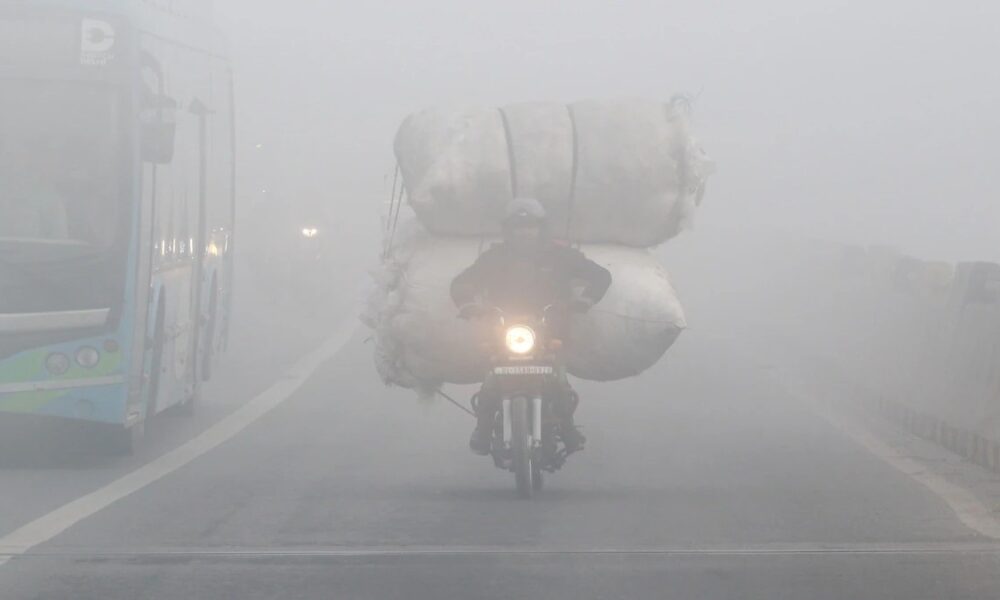 पंजाब में टेंपरेचर 0℃ पहुंचा:चंडीगढ़ में घने कोहरे-शीतलहर का ऑरेंज अलर्ट, 2 दिन बारिश की संभावना पंजाब में टेंपरेचर 0℃ पहुंचा:चंडीगढ़ में घने कोहरे-शीतलहर का ऑरेंज अलर्ट, 2 दिन बारिश की संभावना