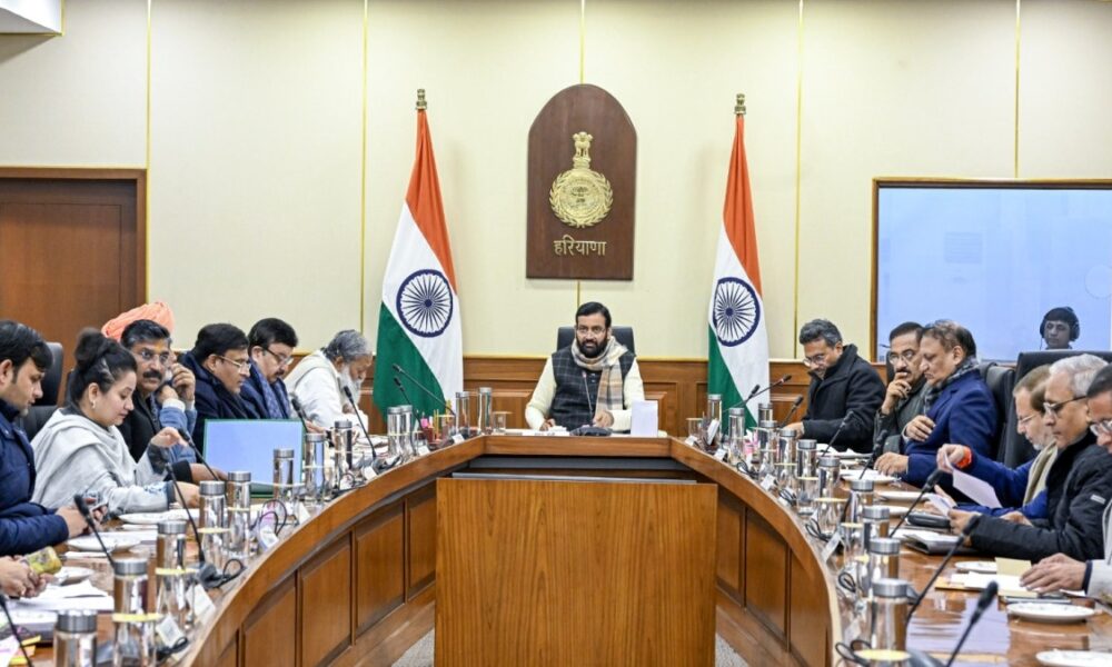 हरियाणा की महिलाओं को न्यू ईयर गिफ्ट:लाडो लक्ष्मी स्कीम का विस्तार बच्चे 80% से ज्यादा नंबर लाए तो उनकी माताओं को भी ₹2100 महीने मिलेंगे