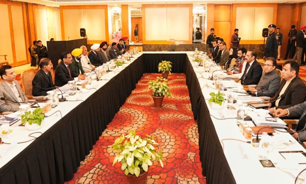 जल विवाद पर पंजाब के हितों की मजबूती से रक्षा कर रही है पंजाब सरकार: CM भगवंत सिंह मान