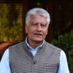 EVM हटाने के फैसले पर पंजाब में सियासी घमासान, चुनाव आयोग पहुंची भाजपा, सुनील जाखड़ ने सरकार को घेरा