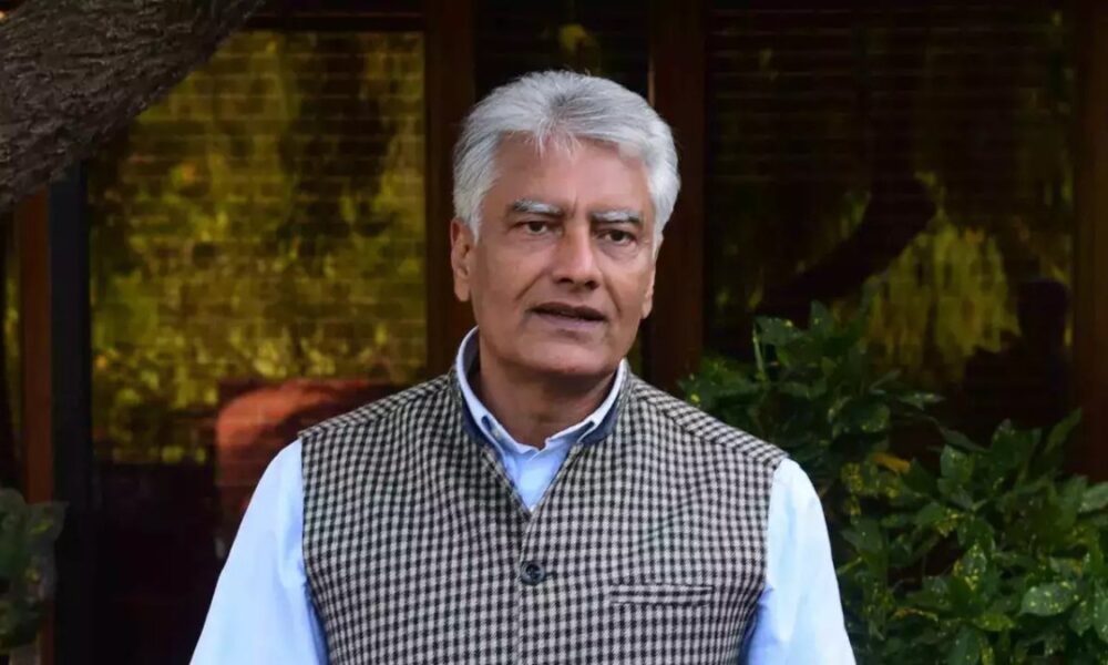 BJP प्रधान सुनील जाखड़ की तबीयत बिगड़ी:अस्पताल लाया गया, गवर्नर से मुलाकात टली