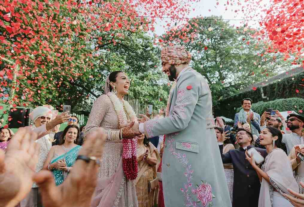 शादियों का नया ट्रेंड: जब सादगी बनी स्टेटस और ‘क्वाइट लग्जरी’ ने ली भव्यता की जगह