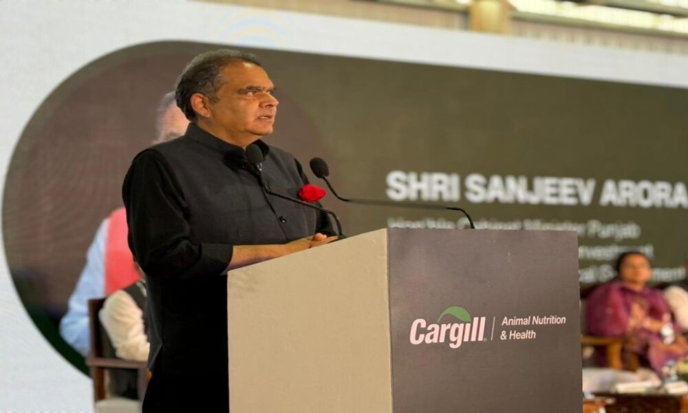 पंजाब के मंडी गोबिंदगढ़ में 300 करोड़ के डेयरी फीड प्लांट का उद्घाटन, ‘इन्वेस्ट पंजाब’ के तहत राज्य बना निवेश का गढ़ पंजाब के मंडी गोबिंदगढ़ में 300 करोड़ के डेयरी फीड प्लांट का उद्घाटन, ‘इन्वेस्ट पंजाब’ के तहत राज्य बना निवेश का गढ़