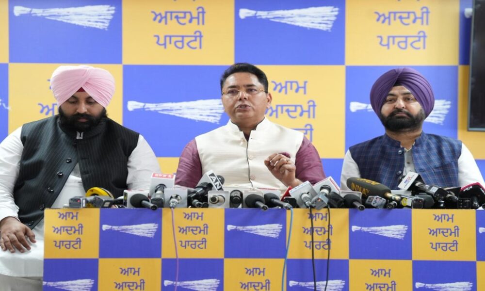 सच की जीत हुई : BJP को अरविंद केजरीवाल के खिलाफ साज़िश करने के लिए देश से माफ़ी मांगनी चाहिए: अमन अरोड़ा