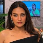 पंजाबी एक्ट्रेस हिमांशी खुराना से मांगी 10 करोड़ फिरौती: गैंगस्टर ने थ्रेट कॉल किया, कहा- पैसे नहीं दिए, तो मार देंगे; मोहाली में FIR