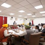 पंजाब में चुनाव से पहले फ्री दाल-चीनी देगी AAP सरकार:नमक-तेल, हल्दी भी मिलेगी; CM ने मेरी रसोई स्कीम लॉन्च की; शराब महंगी नहीं होगी