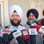 गायक Hans Raj Hans श्री दरबार साहिब में हुए नतमस्तक, राजनीति से दूरी पर दिया जवाब!