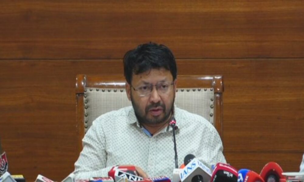 टूरिस्ट वीजा पर गए कई पंजाबी Dubai में फंसे:अधिकतर के वीजा और पैसे हो रहे खत्म, लोगों के हेल्पलाइन पर आए फोन टूरिस्ट वीजा पर गए कई पंजाबी Dubai में फंसे:अधिकतर के वीजा और पैसे हो रहे खत्म, लोगों के हेल्पलाइन पर आए फोन