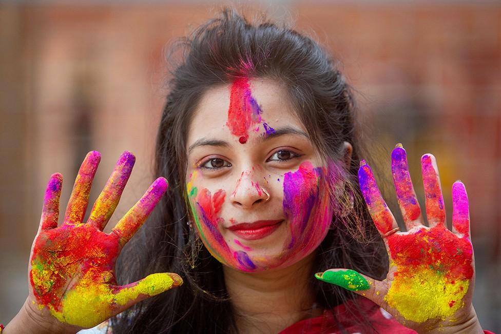 होली 2026: खुशियों के रंग रहें सुरक्षित, लापरवाही से न बिगड़े सेहत का मिज़ाज होली 2026: खुशियों के रंग रहें सुरक्षित, लापरवाही से न बिगड़े सेहत का मिज़ाज