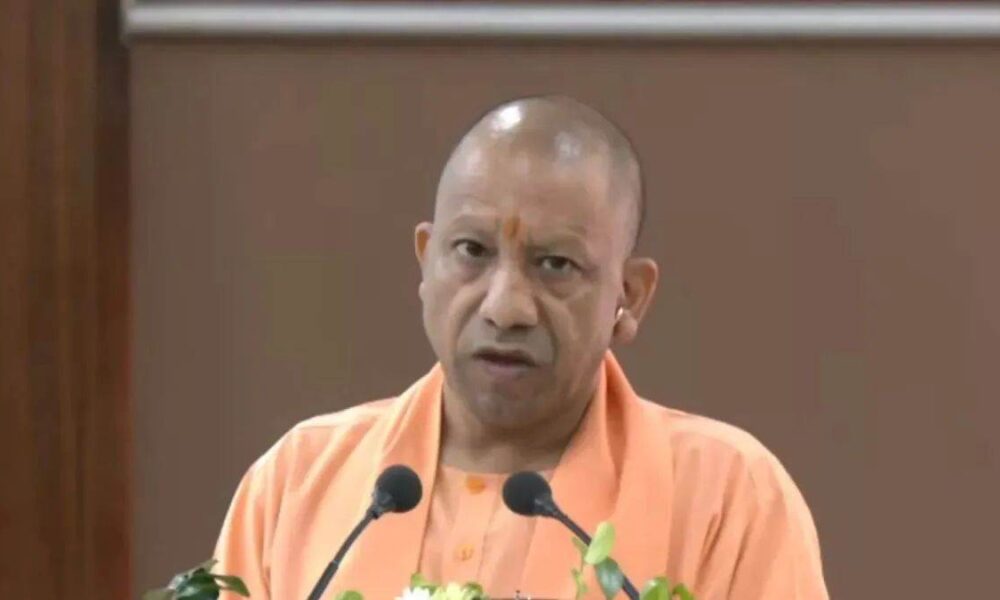 ‘पहले आस्था को अंधविश्वास कहकर अपमानित किया गया’, CM योगी का विपक्ष पर तीखा प्रहार