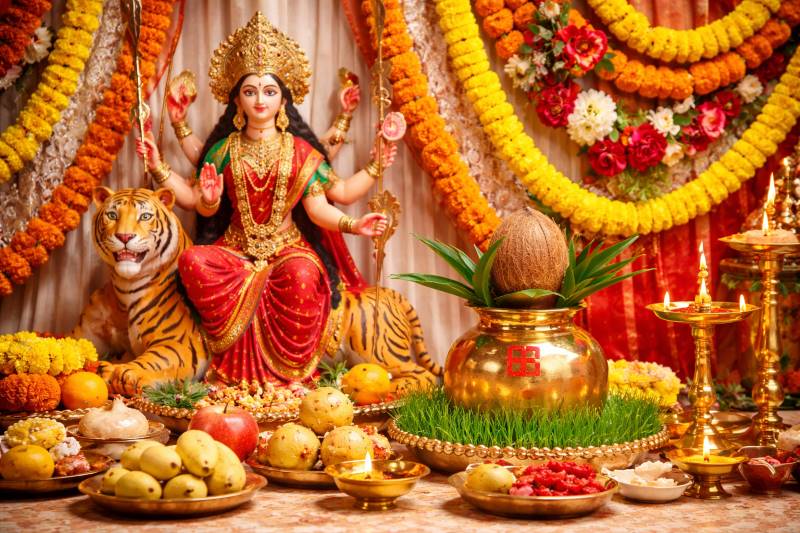 चैत्र नवरात्रि 2026 का शुभारंभ आज: घटस्थापना के 2 मुहूर्त, जानें पहले दिन की पूजा विधि, मंत्र और भोग