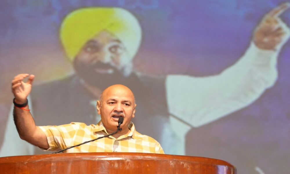 पंजाब को नशा मुक्त बनाने के लिए विधायक पूरी ज़िम्मेदारी लें और हर गांव की रोज़ की जवाबदेही सुनिश्चित करें: Manish Sisodia