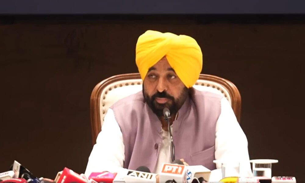 28 मार्च को शुरू होंगे 100 नए मोहल्ला क्लीनिक:सीएम बोले- मुख्यमंत्री सेहत योजना में सारा खर्च सरकार उठाएगी, विरोधियों को बोलने दो