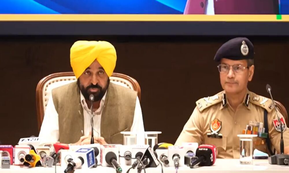 CM भगवंत मान बोले- पंजाब दूसरे प्रदेशों से सुरक्षित:बॉर्डर से आए 806 ड्रोन बरामद किए, टाटा स्टील जैसी कंपनी 3200 करोड़ रुपए करेगी निवेश