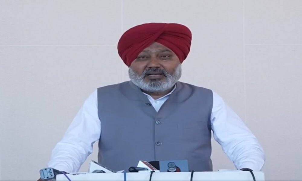 PM मोदी पंजाब के साथ सौतेली मां जैसा व्यवहार कर रहे हैं: हरपाल चीमा