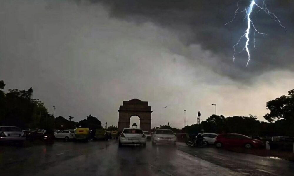 मौसम ने ली करवट: 18-19-20 और 21 मार्च को होगी भारी बारिश और ओलावृष्टि, कई राज्यों में ऑरेंज अलर्ट…