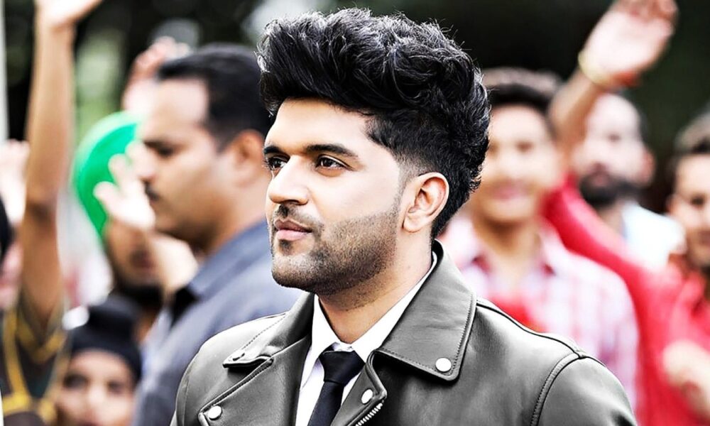 पंजाबी गायक Guru Randhawa को हाईकोर्ट से बड़ी राहत, ‘Sirra’ गाने से जुड़े मामले में कार्रवाई पर रोक