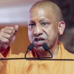 CM योगी की मां पर विवादित टिप्पणी करने वाले मौलाना के खिलाफ कार्रवाई, पुलिस ने दर्ज की FIR