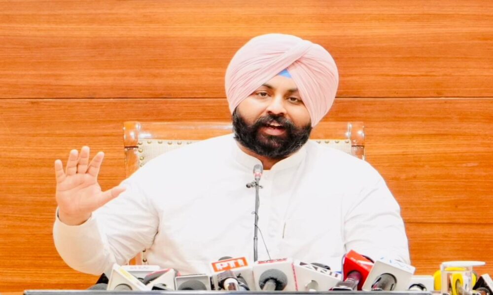 Punjab News: पंजाब सरकार ने होला मोहल्ला के लिए भारत की पहली सर्व-ऋतु अनुकूल स्थायी टेंट सिटी की स्थापित