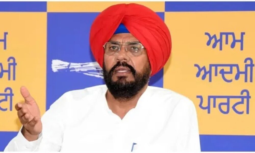 शराब घोटाले में अदालत से राहत के बाद जंतर-मंतर पर AAP की बड़ी रैली, पंजाब के मंत्री और विधायक दिखाएंगे एकजुटता